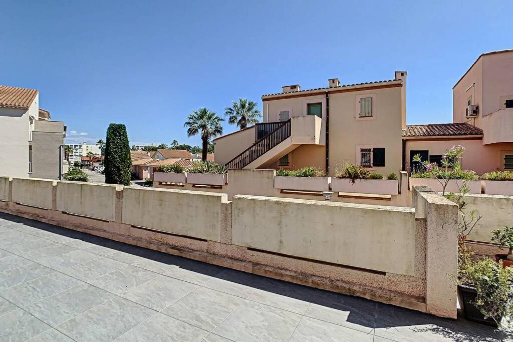 Appartement rénové 4 personnes Saint cyprien Port Esterno foto