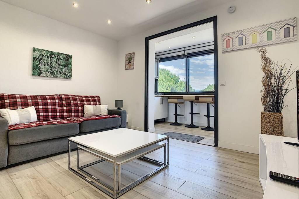 Appartement rénové 4 personnes Saint cyprien Port Esterno foto