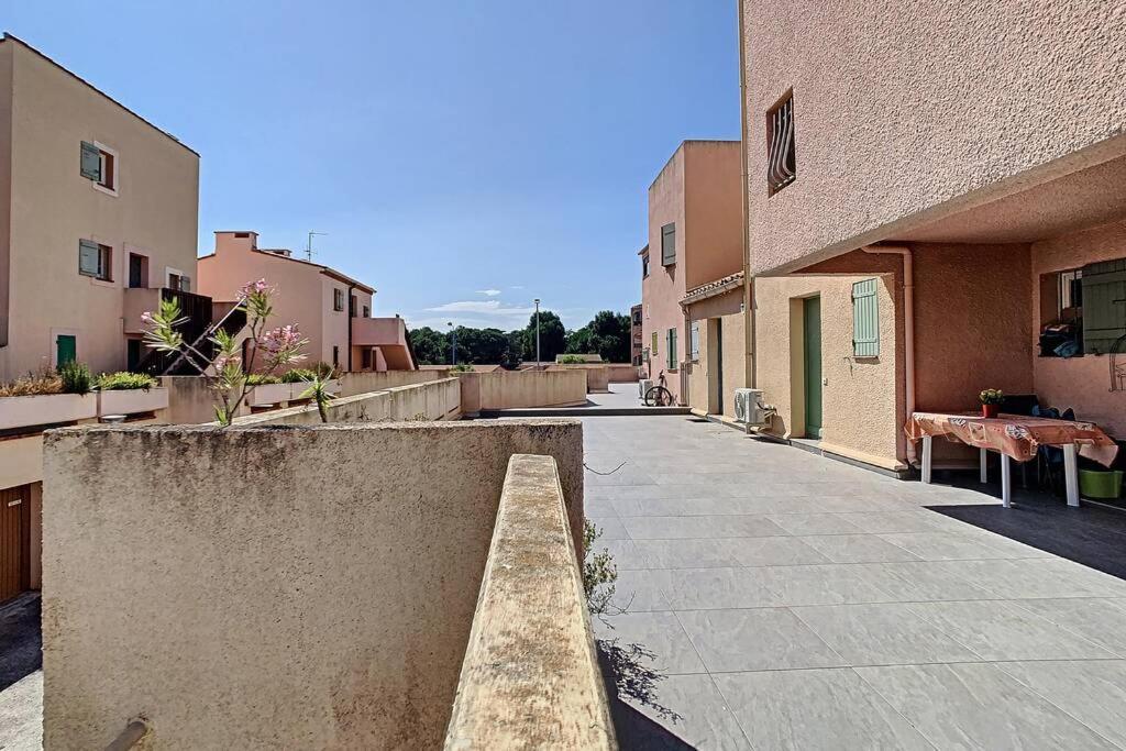 Appartement rénové 4 personnes Saint cyprien Port Esterno foto